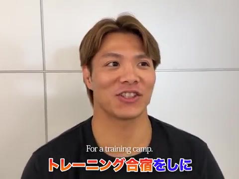 阿部一二三在加州合宿期間受訪的畫面(阿部一二三官方頻道影片,YouTube)